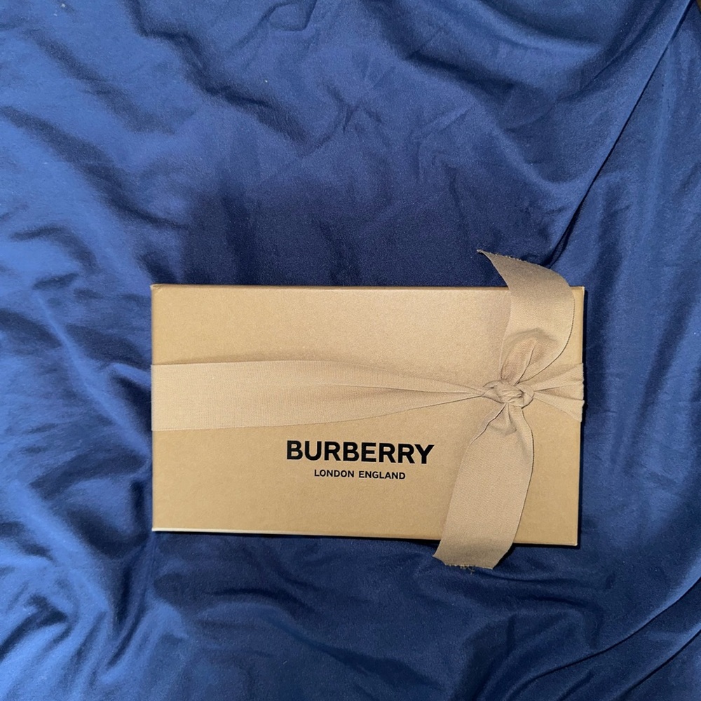 Burberry EMPTY BOX